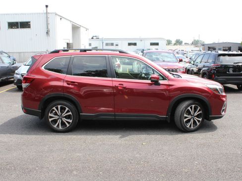 Used 2020 Subaru Forester Limited image 15