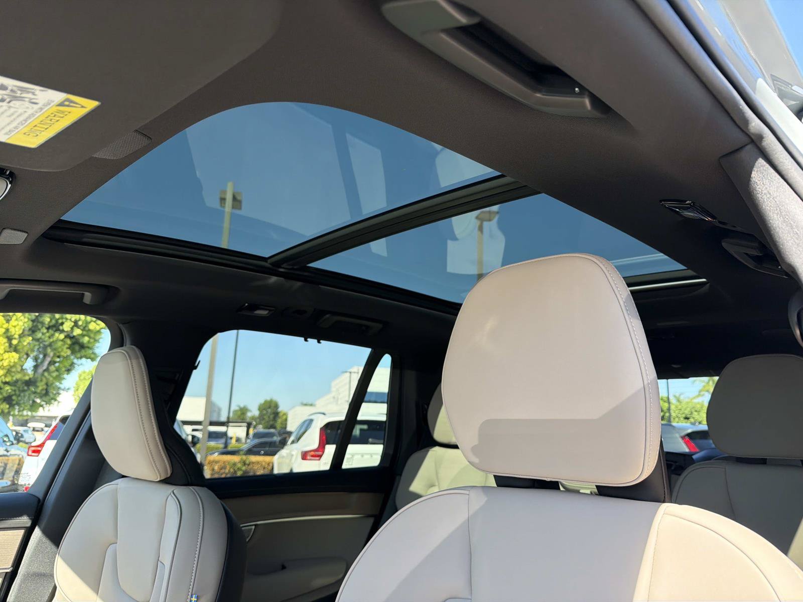 New 2027 Volvo XC90 B6 Plus AWD/4WD image 25