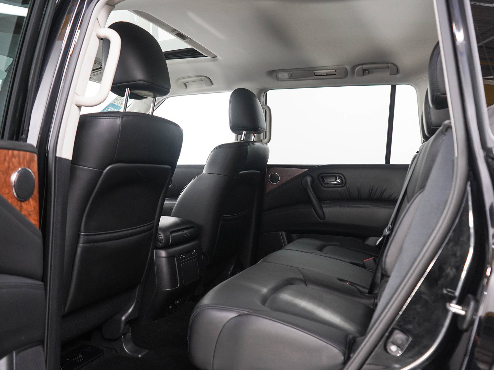 Used 2023 Nissan Armada SL w/ Cargo Package AWD/4WD image 20