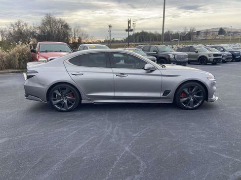 Used 2022 Genesis G70 3.3T w/ Sport Advanced Package image 10