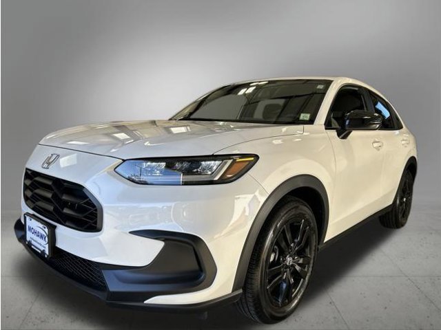 Certified 2026 Honda HR-V Sport image 1