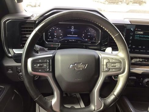 Used 2024 Chevrolet Silverado 1500 LT Trail Boss w/ Convenience Package II image 11