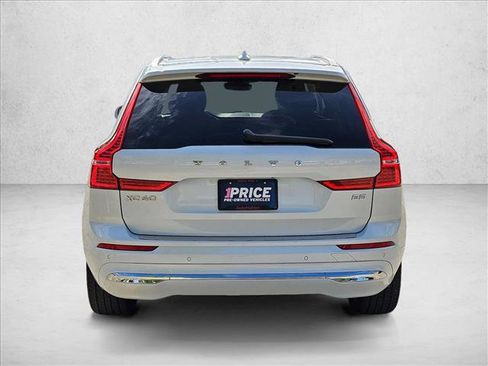 Used 2022 Volvo XC60 B5 Inscription w/ Protection Package Premier FWD image 7