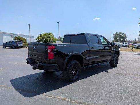 Used 2024 Chevrolet Silverado 1500 ZR2 w/ ZR2 Bison Edition AWD/4WD image 3