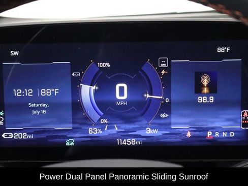 Used 2025 Chevrolet Equinox EV RS FWD image 11