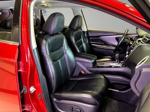 Used 2023 Nissan Murano SV FWD image 29