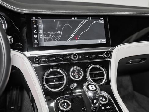 Certified 2021 Bentley Continental GT image 25
