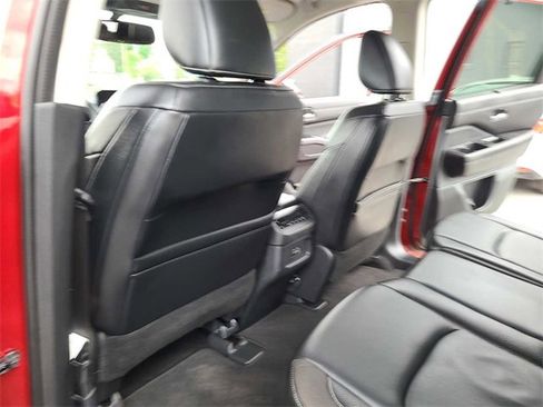 Used 2022 Nissan Pathfinder SL w/ SL Black Package image 20