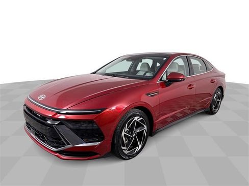 Used 2024 Hyundai Sonata SEL w/ Convenience Package image 4