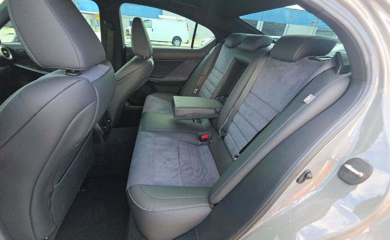 Used 2022 Lexus IS 500 w/ Accessory Package RWD image 5
