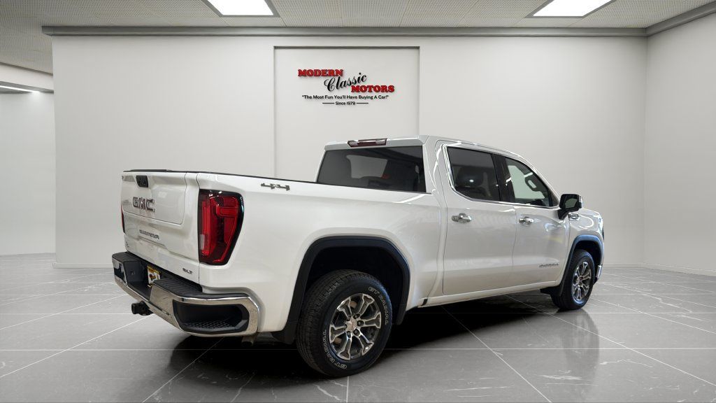 Used 2025 GMC Sierra 1500 SLT AWD/4WD image 5