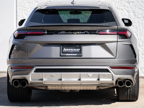 Used 2021 Lamborghini Urus image 14