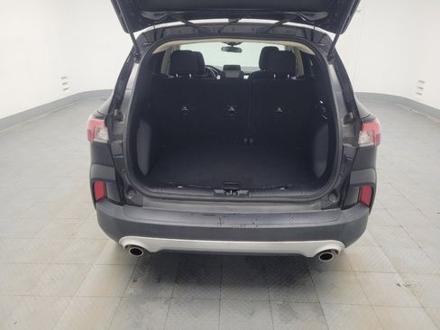 Used 2020 Ford Escape SE image 29