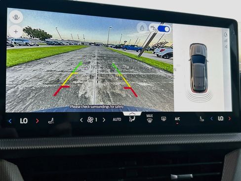 New 2026 Ford Explorer Active RWD image 9