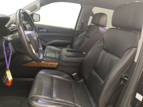 Used 2018 Chevrolet Tahoe Premier RWD image 17