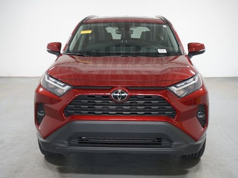 Certified 2025 Toyota RAV4 XLE w/ Convenience Package FWD image 2