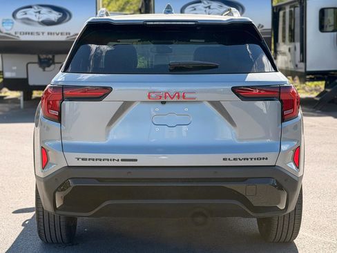 Used 2026 GMC Terrain Elevation w/ Elevation Premium Package AWD/4WD image 6
