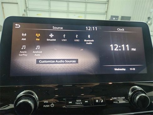 Used 2021 Nissan Armada SL w/ Captain's Chairs Package image 28