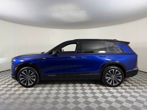 Used 2026 Cadillac Vistiq Sport image 11