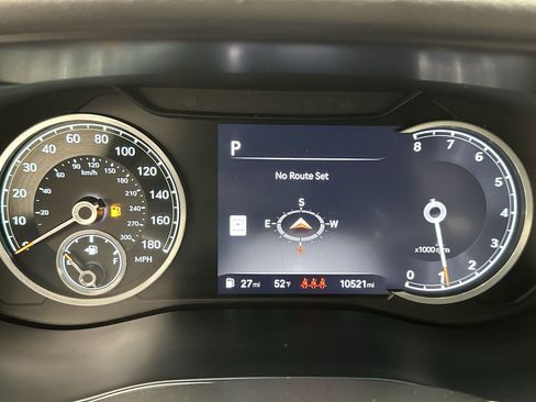 Certified 2025 Genesis G70 3.3T Advanced w/ Sport Prestige Package AWD/4WD image 15