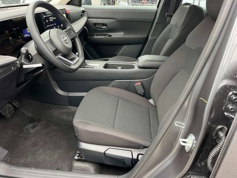 New 2026 Nissan Kicks S image 19