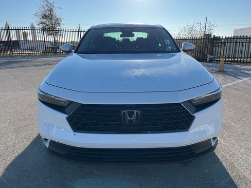Used 2023 Honda Accord EX image 2