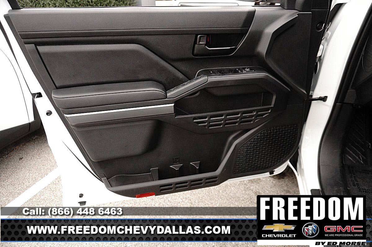 Used 2024 Toyota Tacoma SR5 RWD image 35