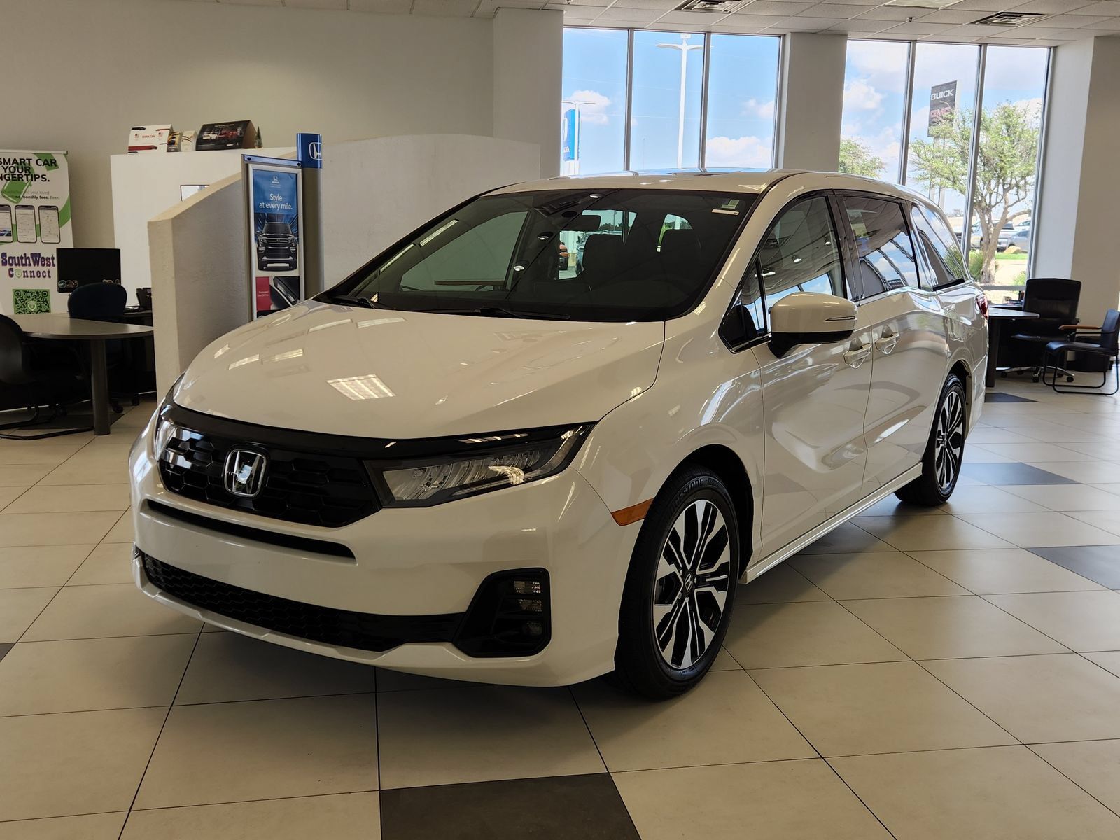 New 2026 Honda Odyssey Elite image 2