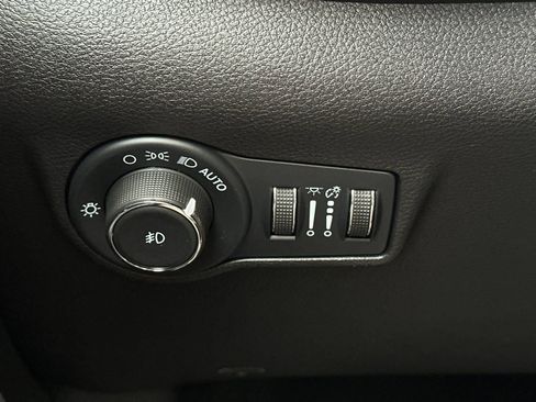 Used 2022 Jeep Compass Trailhawk w/ Trailhawk Elite Group image 34