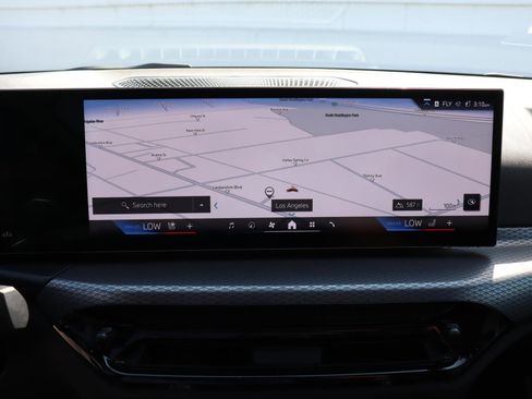 Used 2025 BMW 330i Sedan w/ M Sport Package image 24