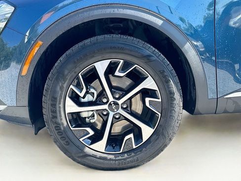 Certified 2023 Kia Sportage EX AWD/4WD image 31
