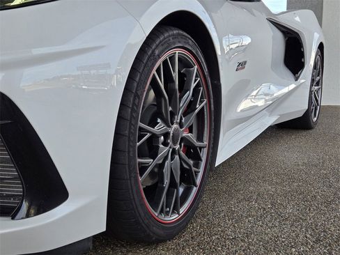 Used 2023 Chevrolet Corvette Stingray image 10