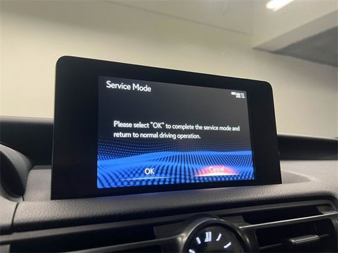 Certified 2024 Lexus IS 350 F Sport image 19