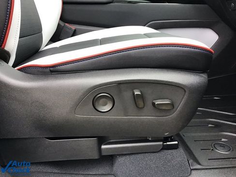 Used 2025 Chevrolet Silverado EV RST image 24