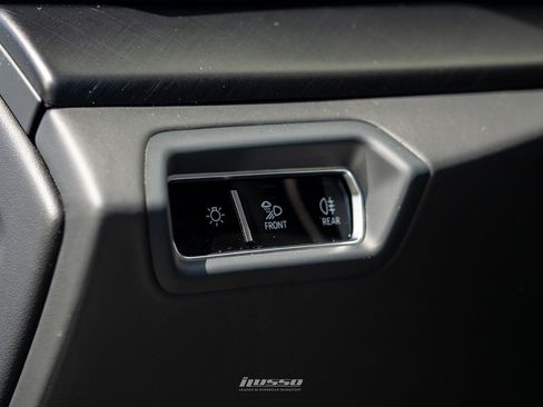 Used 2021 Lamborghini Urus image 34