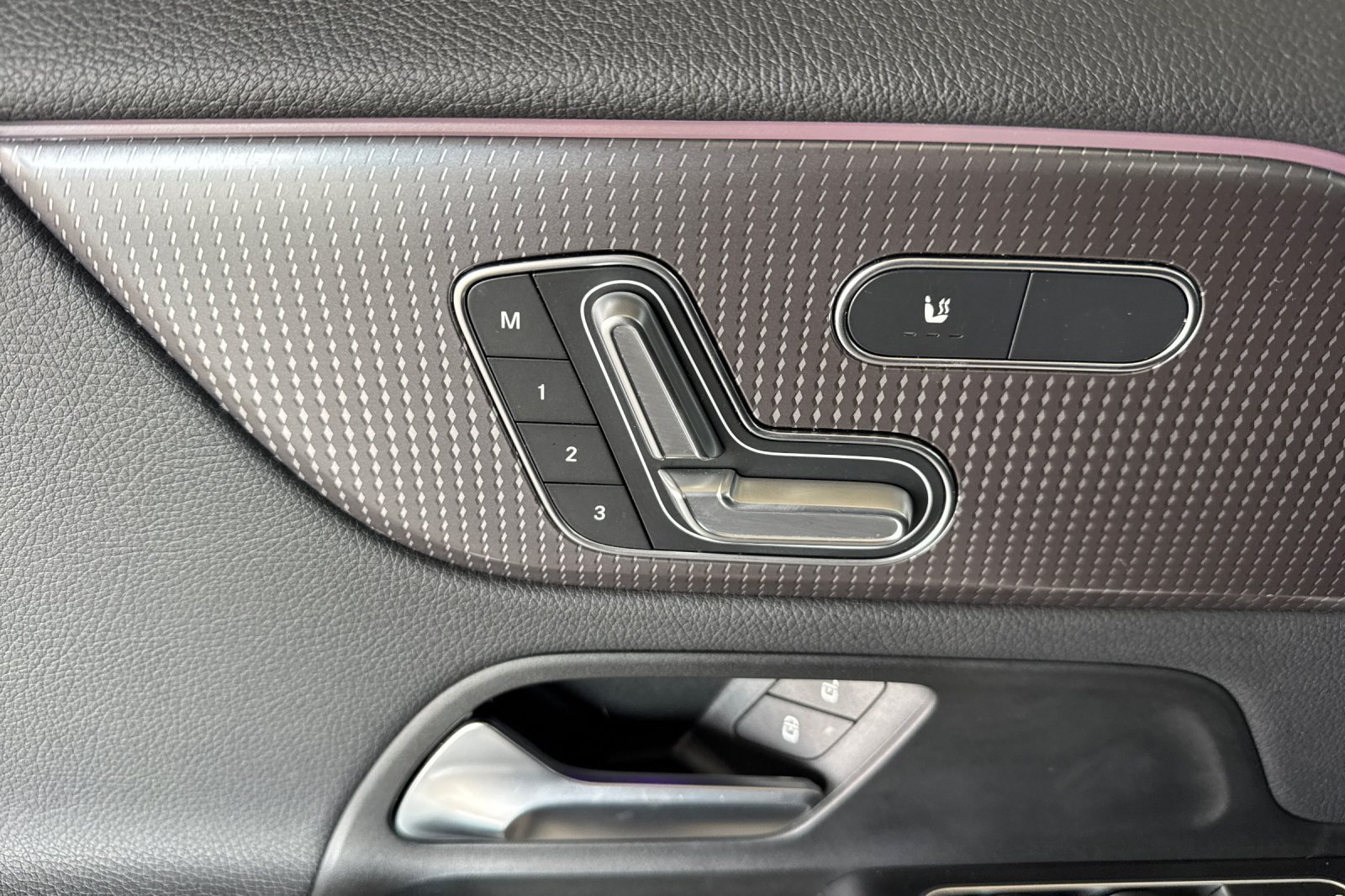 Certified 2023 Mercedes-Benz GLA 250 image 13