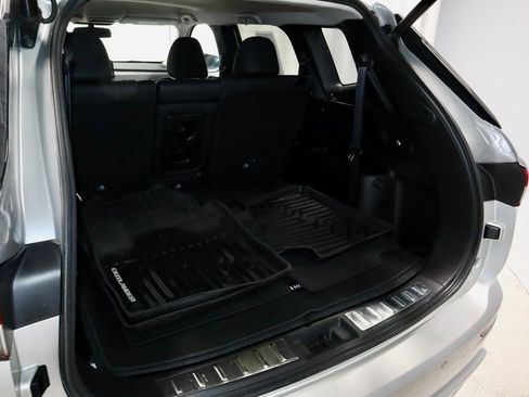 Used 2024 Mitsubishi Outlander SEL image 13