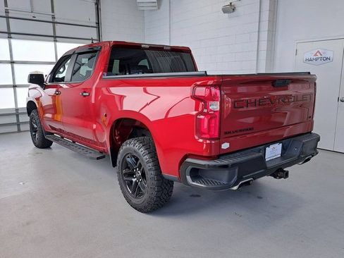 Used 2021 Chevrolet Silverado 1500 LT Trail Boss w/ LPO, Dark Essentials Package AWD/4WD image 7