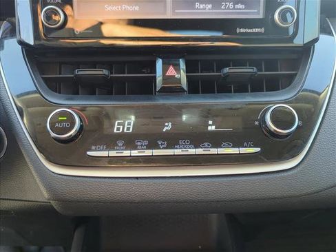 Used 2022 Toyota Corolla LE w/ LE Convenience Package image 20