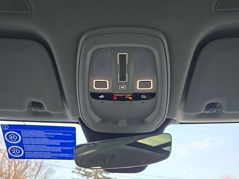 New 2026 Volvo XC60 B5 Core w/ Climate Package image 20
