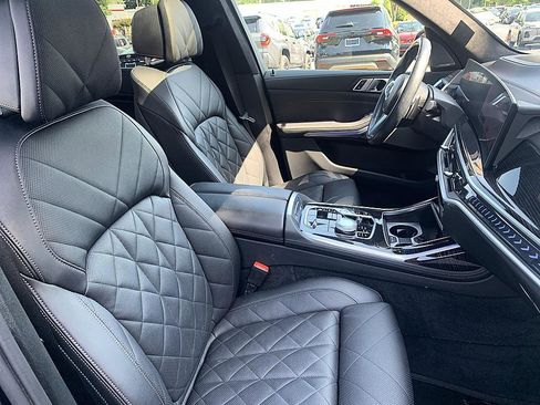 Used 2024 BMW X7 xDrive40i w/ Executive Package AWD/4WD image 19