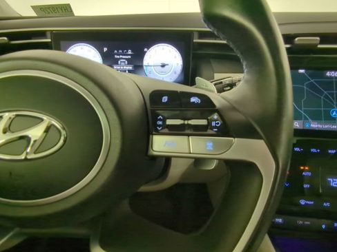 Used 2022 Hyundai Tucson Limited image 28