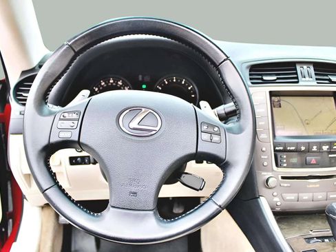 Used 2010 Lexus IS 350C image 13
