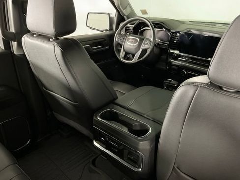 Used 2024 GMC Sierra 1500 SLT w/ SLT Premium Plus Package AWD/4WD image 34