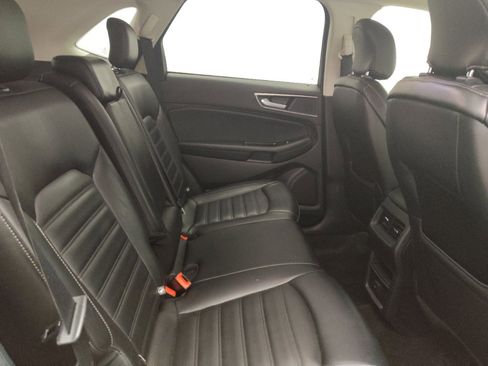 Used 2019 Ford Edge SEL w/ Equipment Group 201A image 19