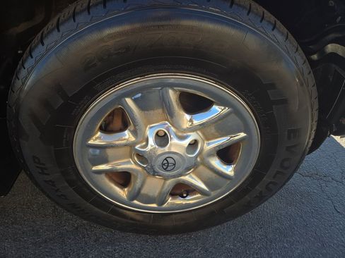 Used 2015 Toyota Tundra SR image 28