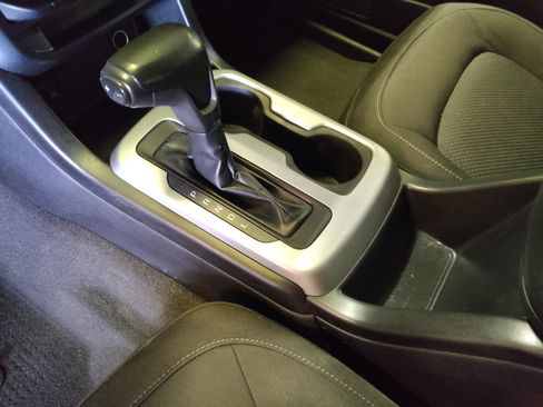 Used 2019 Chevrolet Colorado LT w/ LT Convenience Package RWD image 26