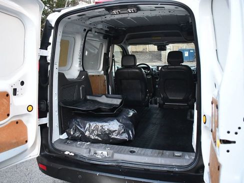 Used 2019 Ford Transit Connect XL image 25