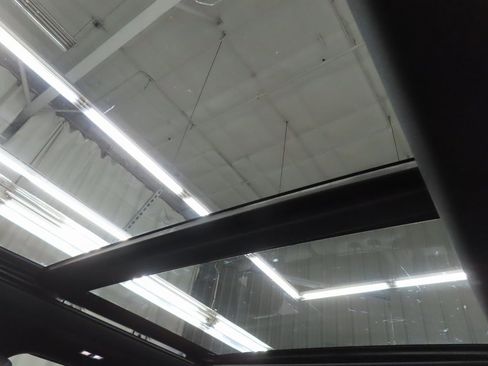 Used 2025 Ford F250 Platinum image 34