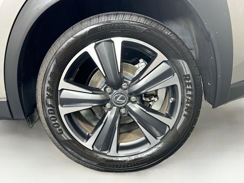 Used 2019 Lexus UX 200 F Sport image 11